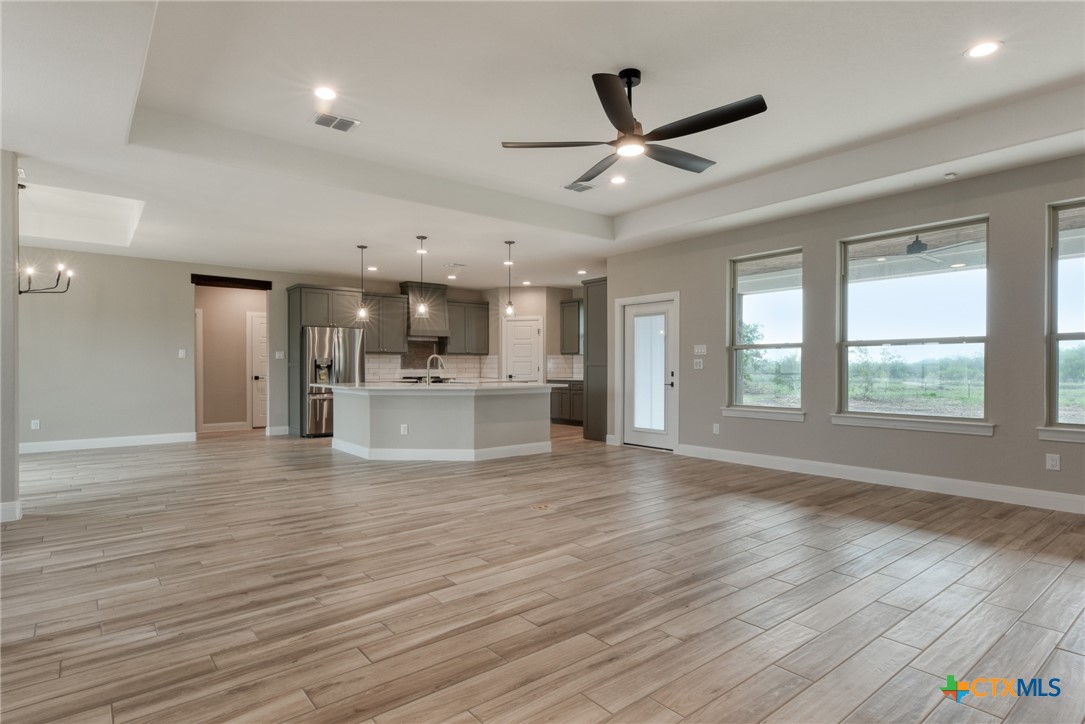 109 Wild Persimmon Trail Property Photo 7