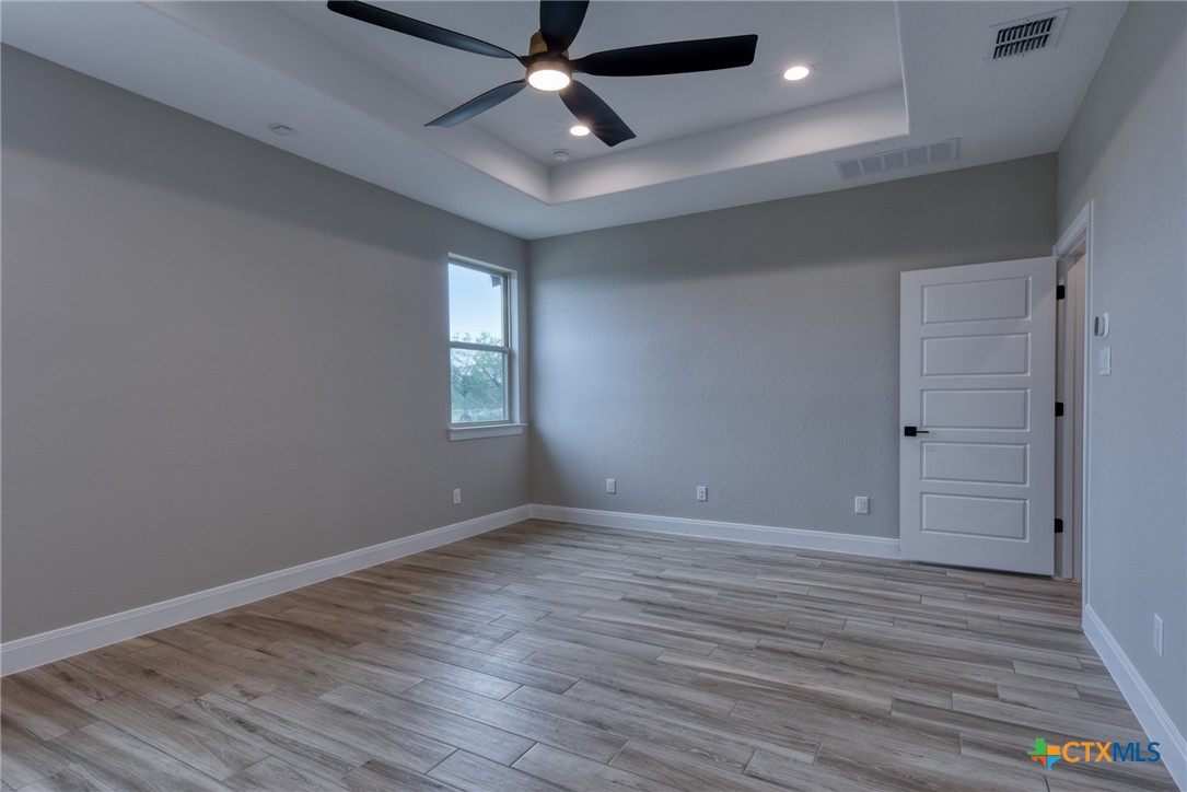 109 Wild Persimmon Trail Property Photo 17