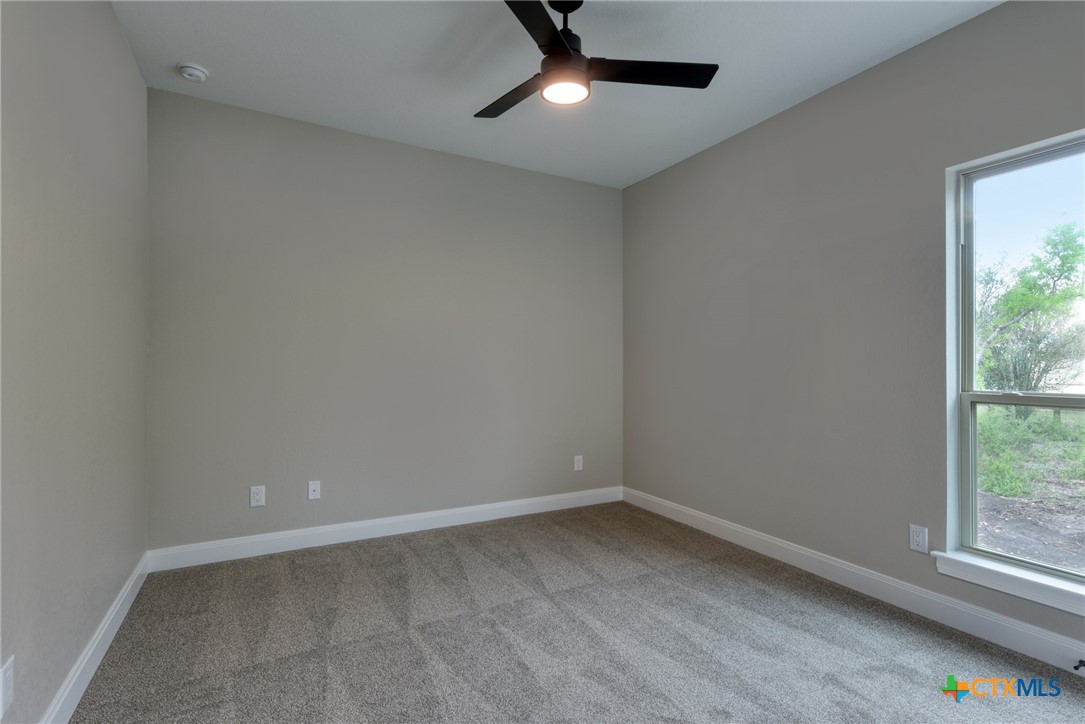 109 Wild Persimmon Trail Property Photo 29