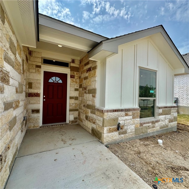 5113 Rose Petal Court Property Photo