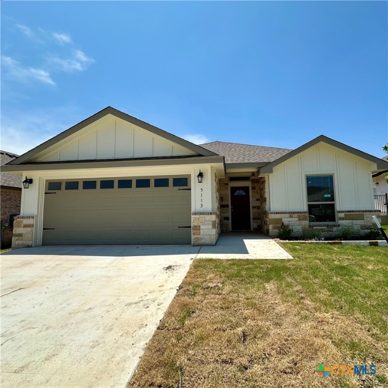 5113 Rose Petal Court Property Photo 3