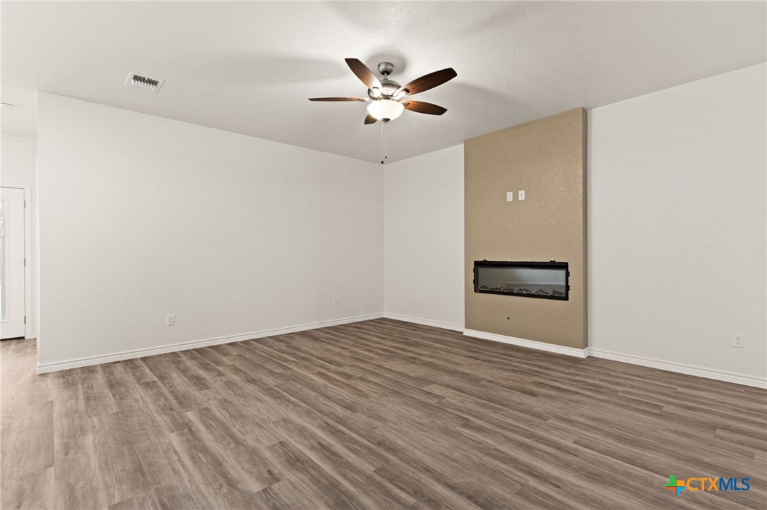 5113 Rose Petal Court Property Photo 5