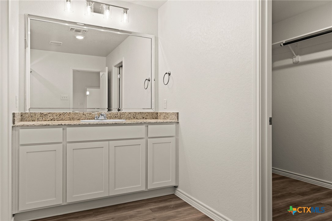 5113 Rose Petal Court Property Photo 17