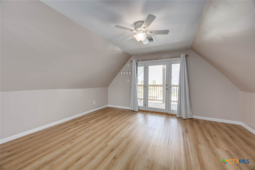 521 Woodhaven Drive Property Photo 20