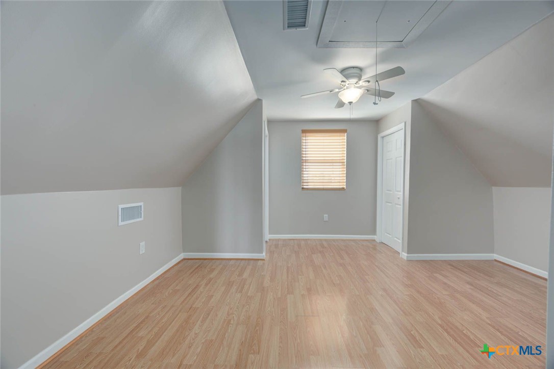 521 Woodhaven Drive Property Photo 22