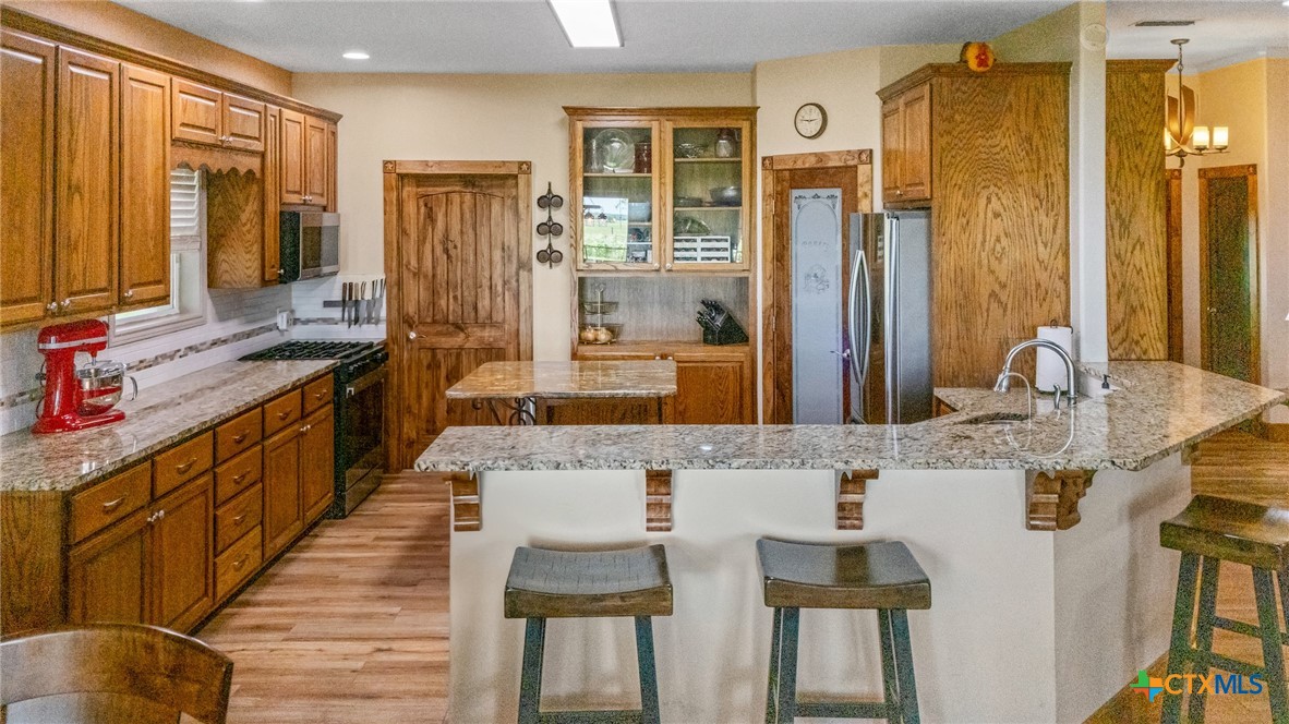 211 Dewberry Lane Property Photo 3