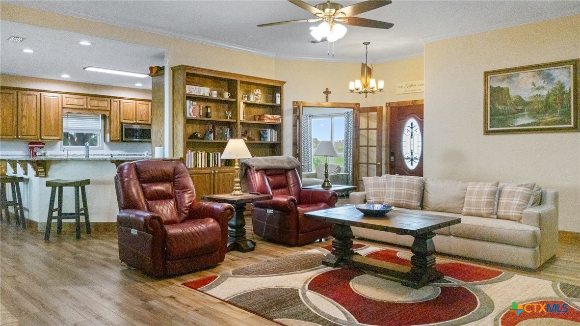 211 Dewberry Lane Property Photo 7