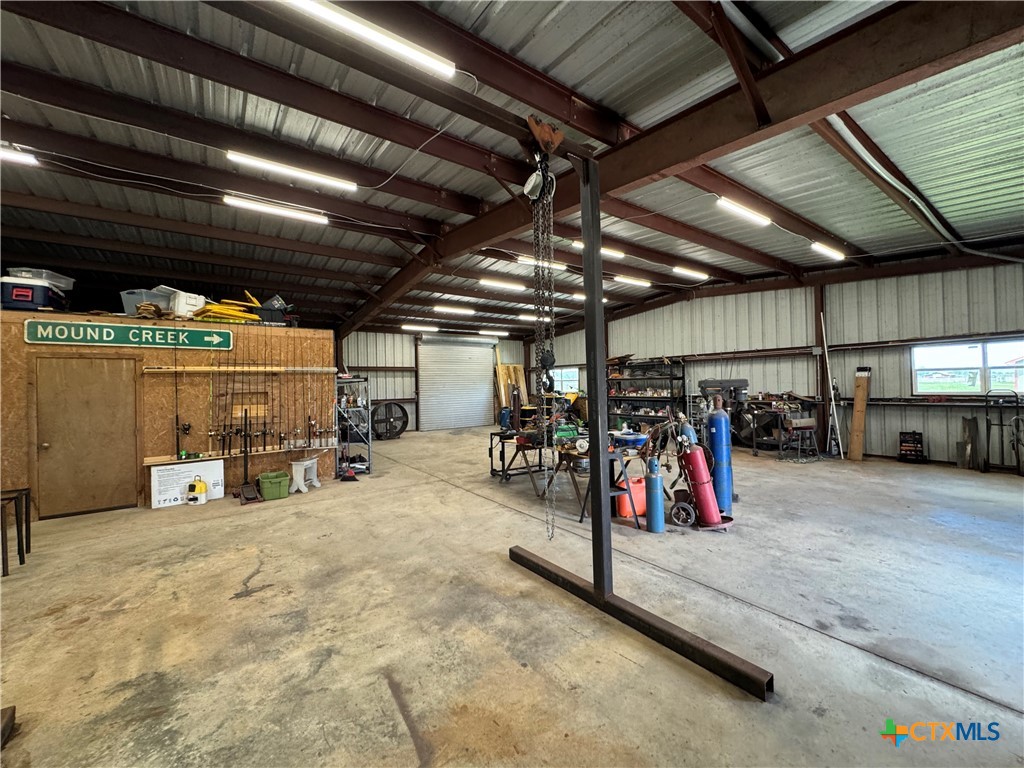 211 Dewberry Lane Property Photo 23