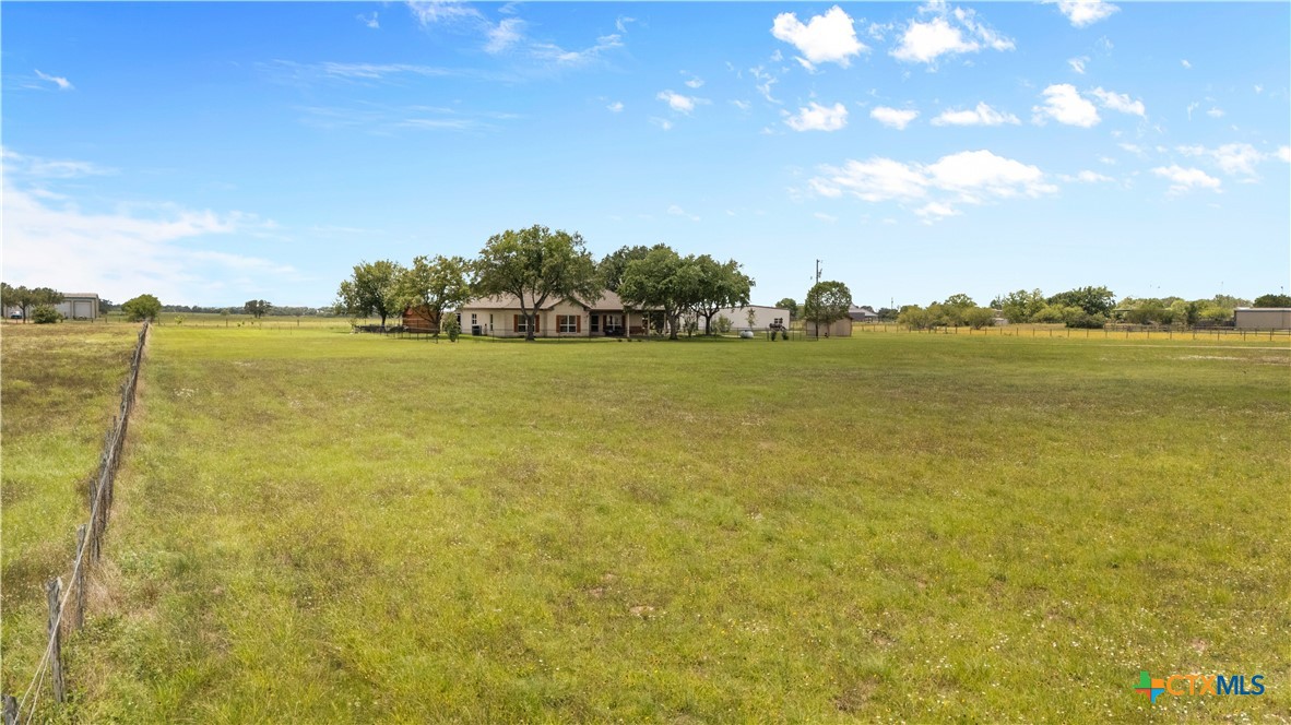 211 Dewberry Lane Property Photo 37