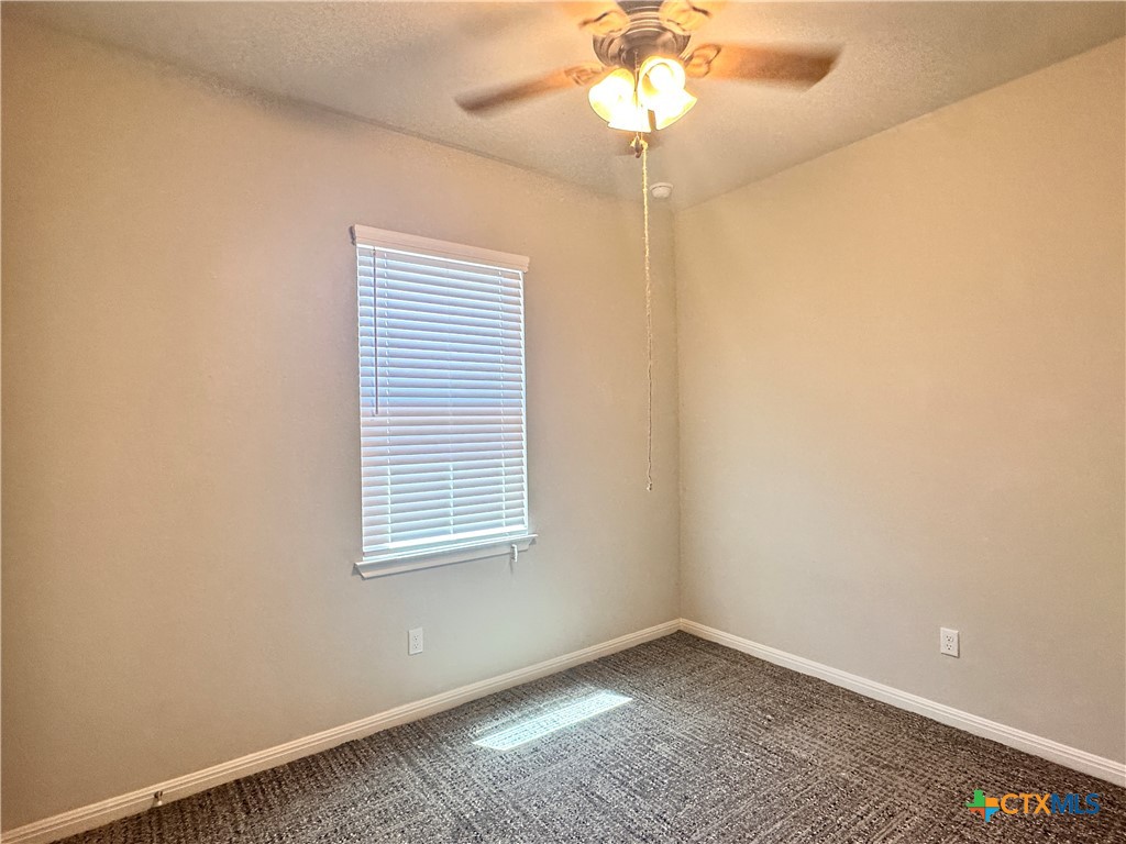 137 Rustic Glen Drive Property Photo 19