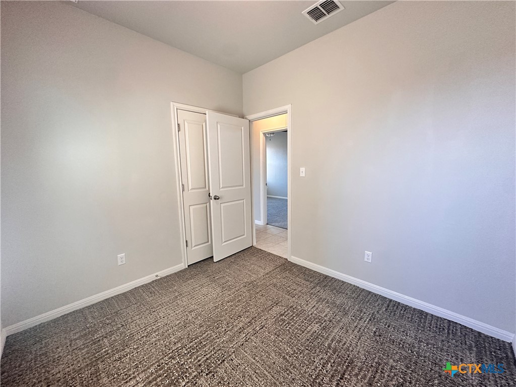 137 Rustic Glen Drive Property Photo 32