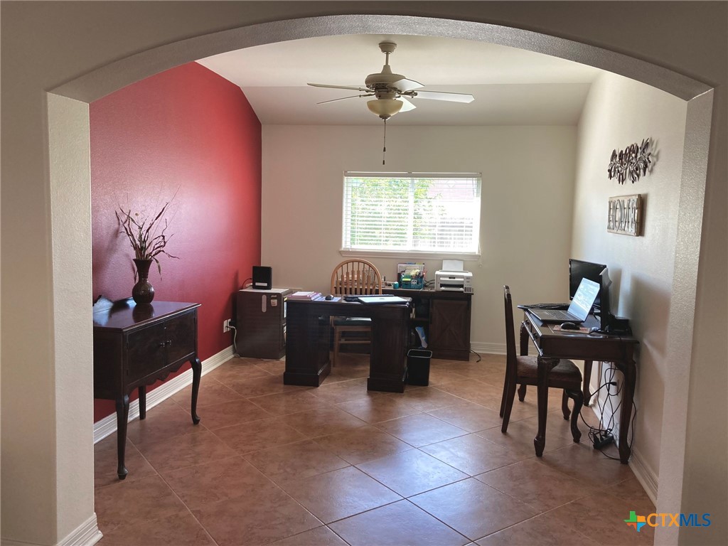 111 Seabiscuit Drive Property Photo 15