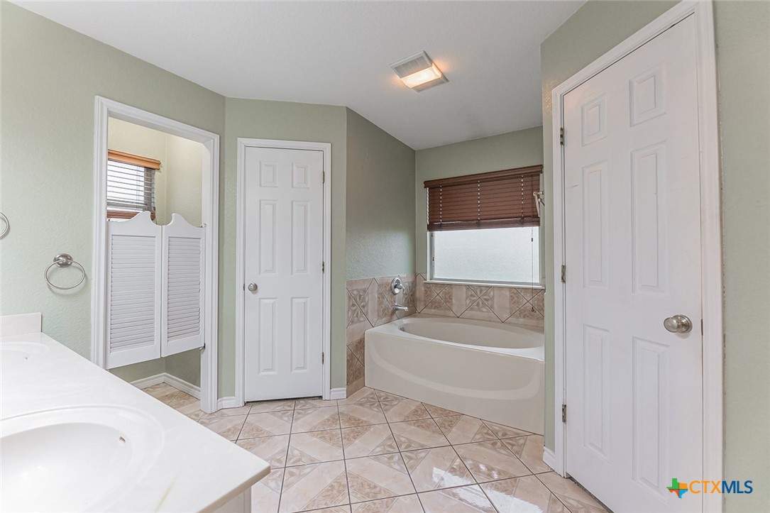 2903 Phoenix Drive Property Photo 20