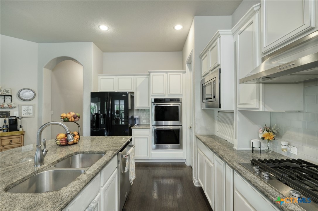 2909 Saint Paul Rivera Property Photo 8