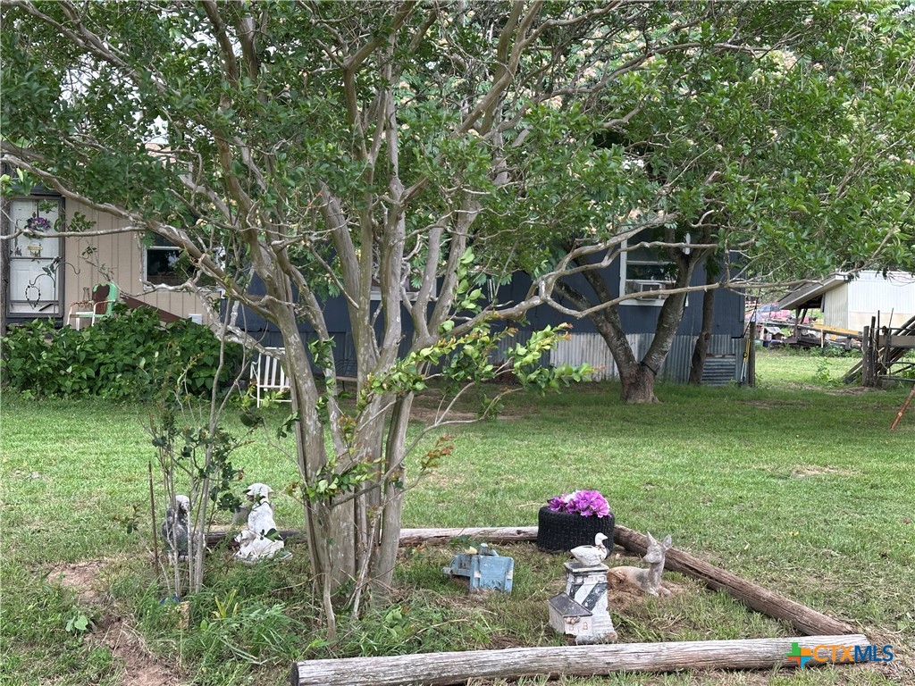 1115 County Road 405 Property Photo 1