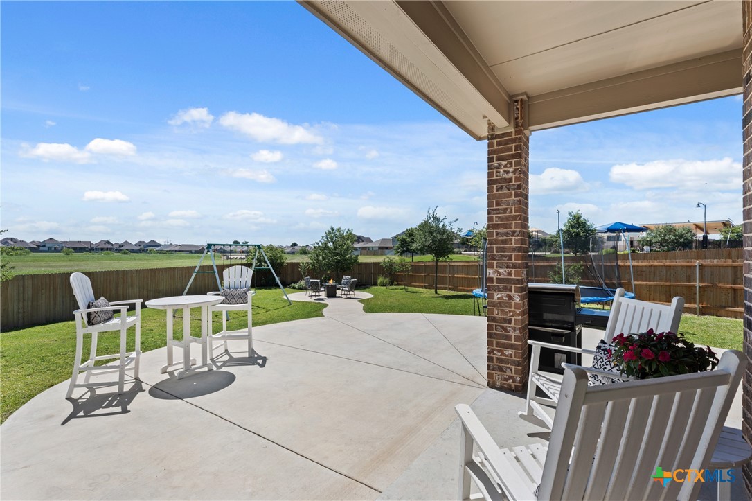 8602 Hidden Oaks Drive Property Photo 37