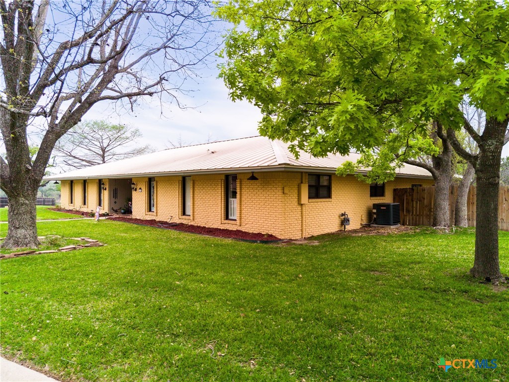 112 Skipcha Trail Property Photo 39