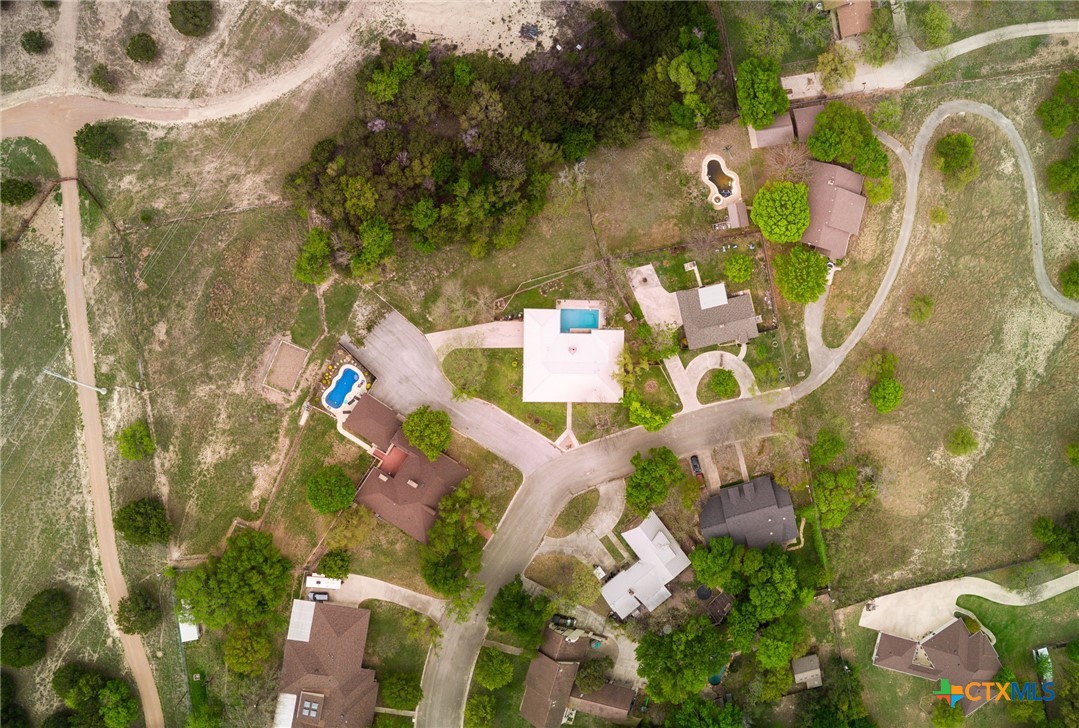 112 Skipcha Trail Property Photo 41