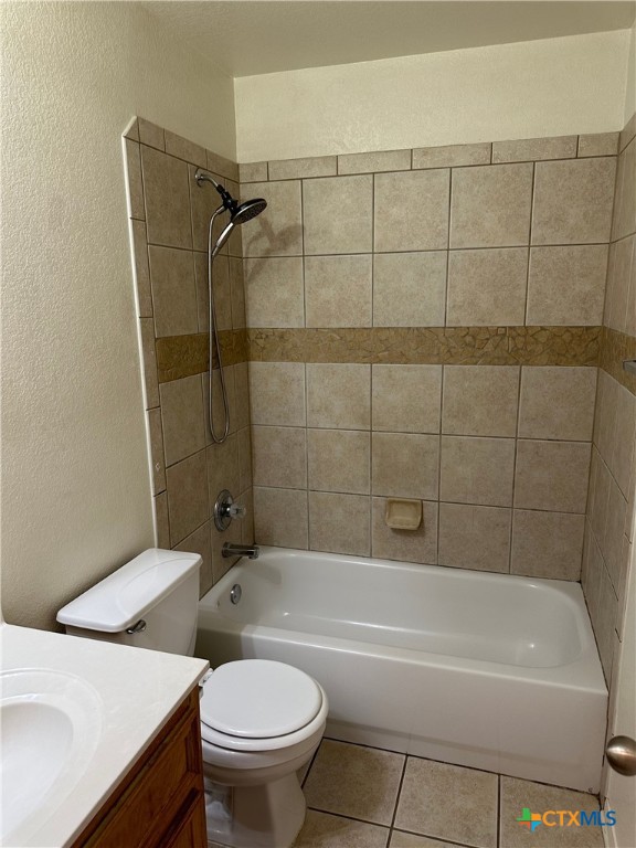 1300 Chips Property Photo 8