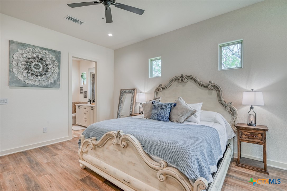 302 Parallel Circle Property Photo 16