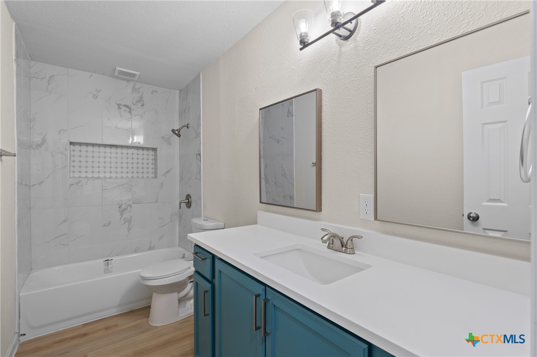2225 Herrington Street Property Photo 17