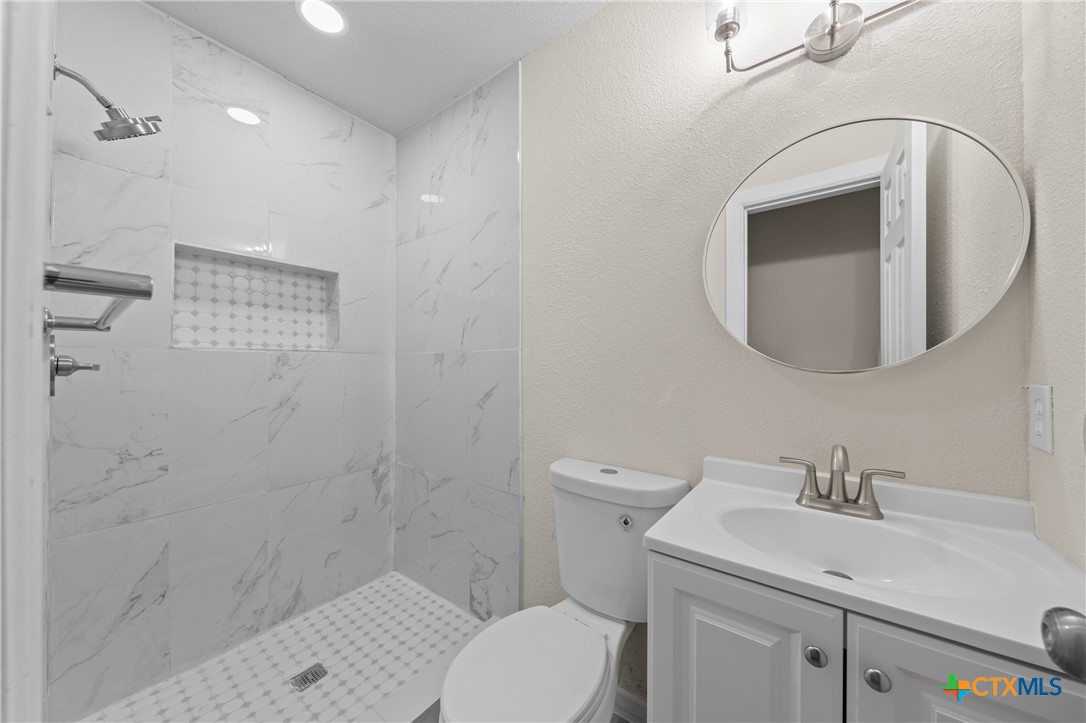 2225 Herrington Street Property Photo 24