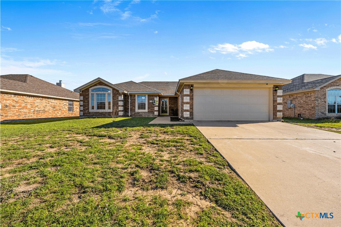 3705 Armstrong County Court Property Photo 1
