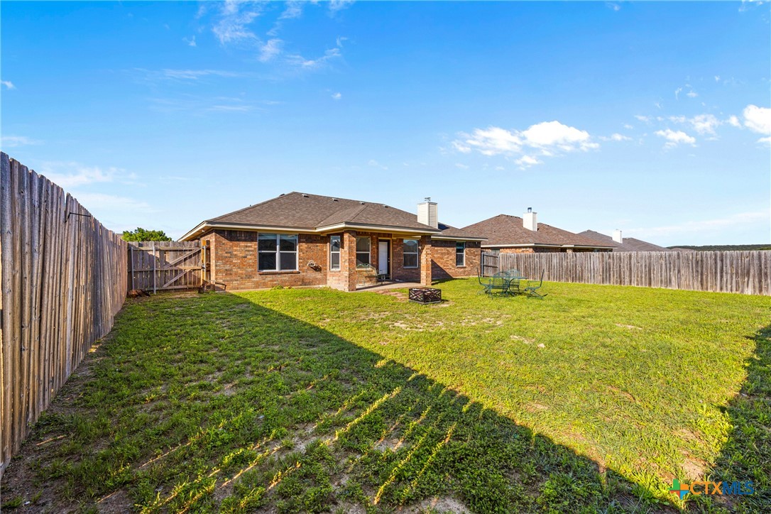 3705 Armstrong County Court Property Photo 13