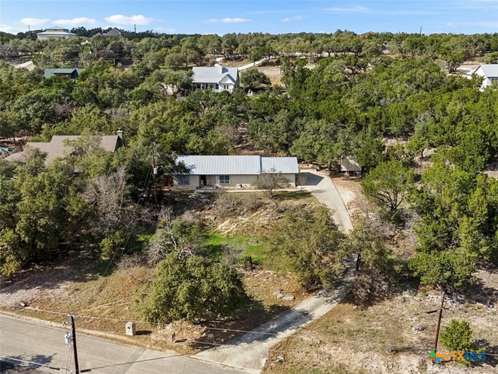 650 Lorne Road Property Photo 1