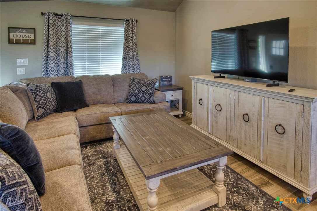 1139 Cedar Bend Property Photo 14