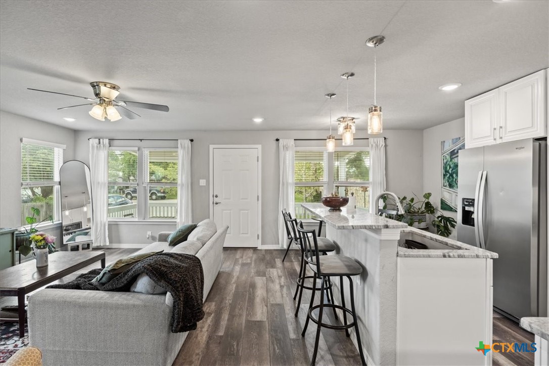 458 Seele Street Property Photo 10