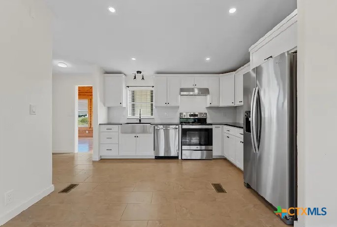 1810 Mary Ware Drive Property Photo 11