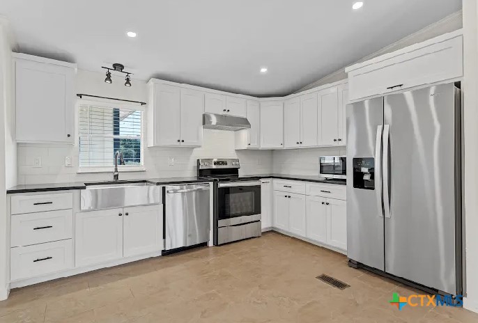 1810 Mary Ware Drive Property Photo 12