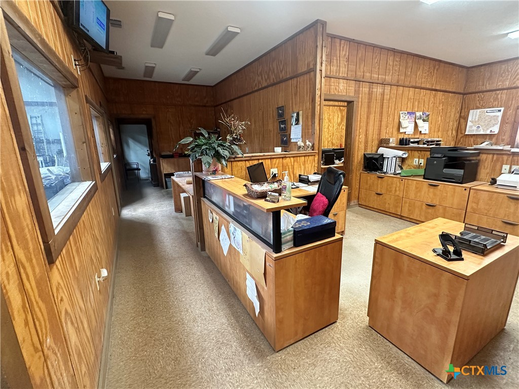 1426 Slaughter House Road Property Photo 3