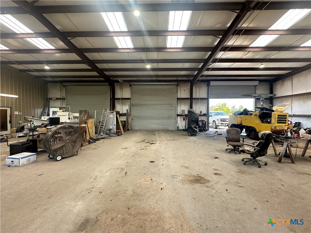 1426 Slaughter House Road Property Photo 11