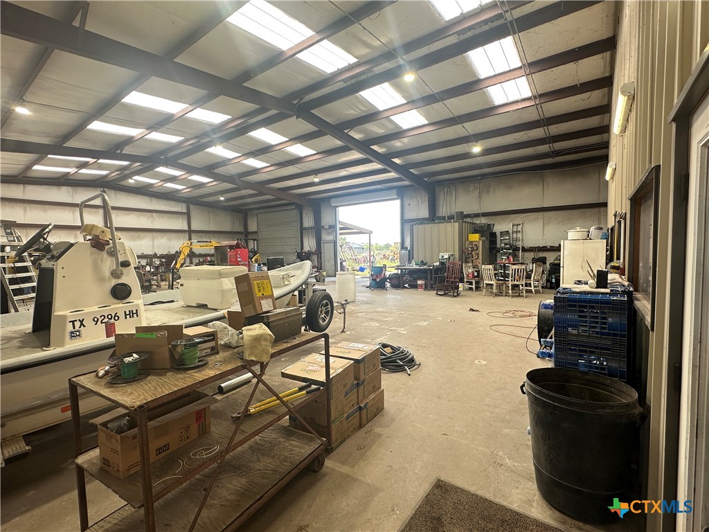 1426 Slaughter House Road Property Photo 12