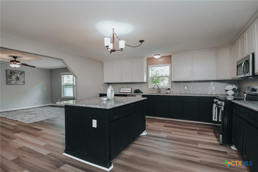 200 Weitz Road Property Photo 11