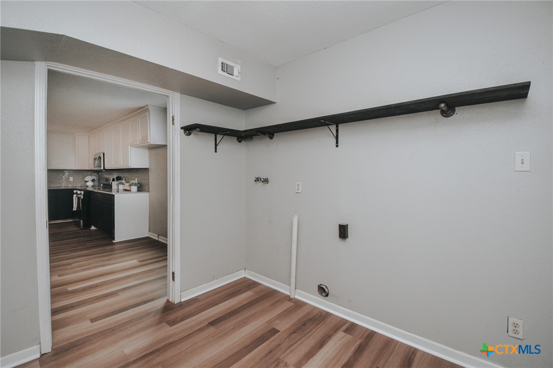 200 Weitz Road Property Photo 16