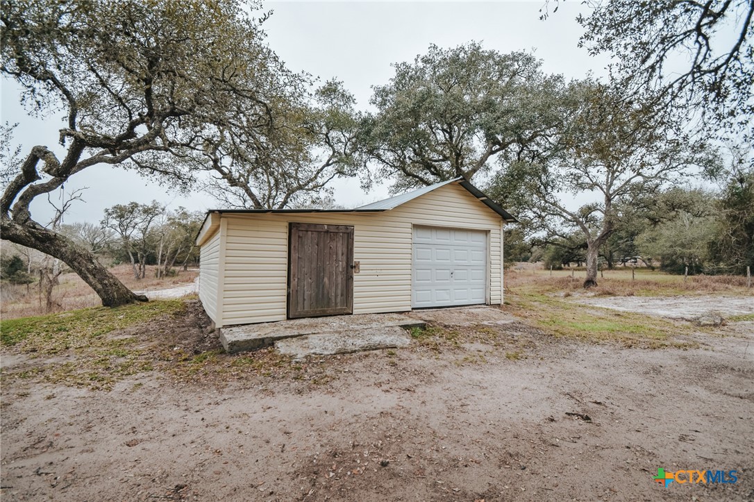 200 Weitz Road Property Photo 40