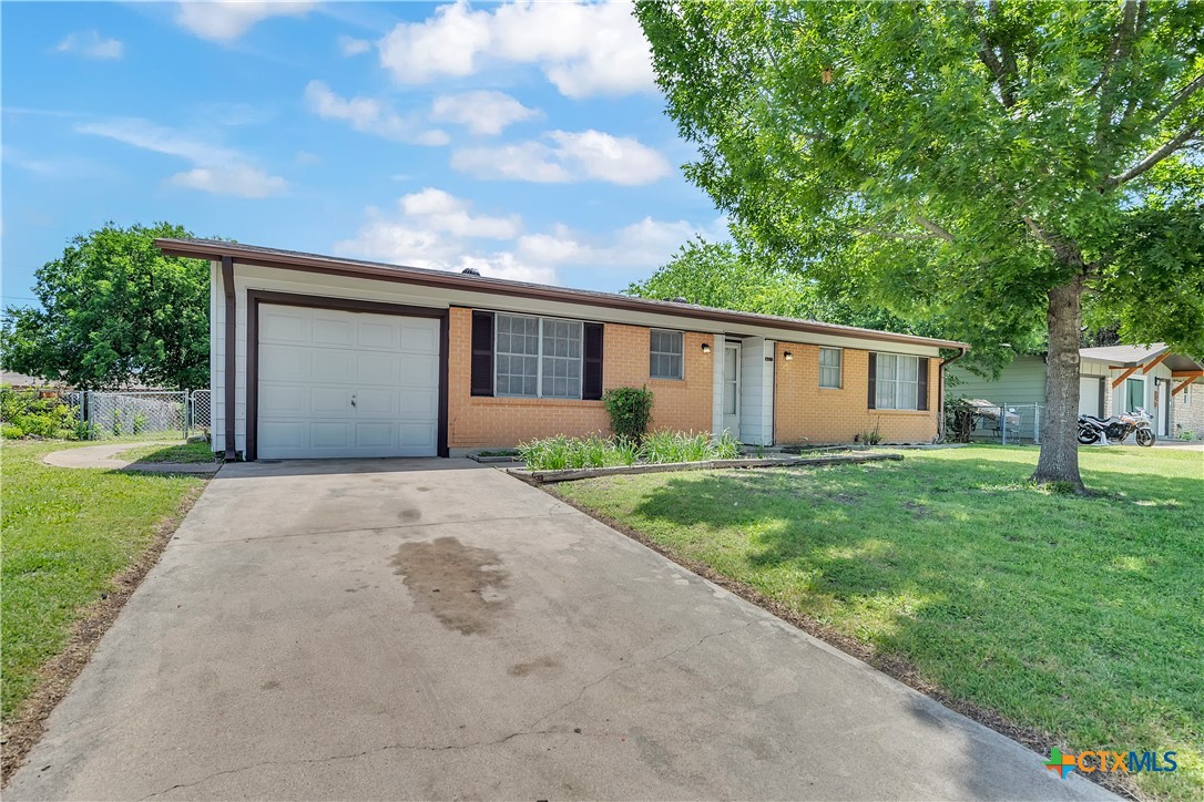 1210 Ridgemont Drive Property Photo 1