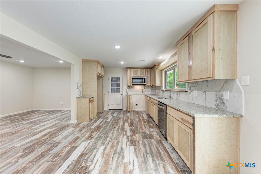 3109 Anacacho Dr. Property Photo 12