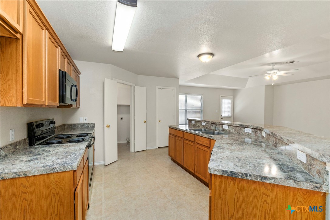 3435 Sabrina Street Property Photo 5