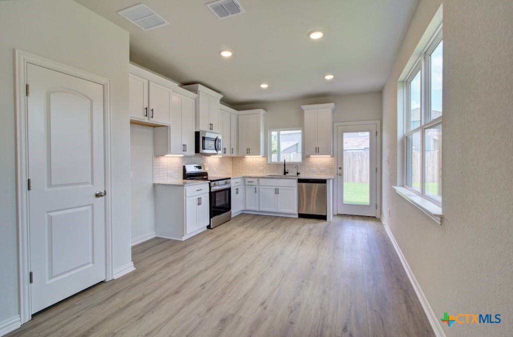 1247 Casetta Run Property Photo 5