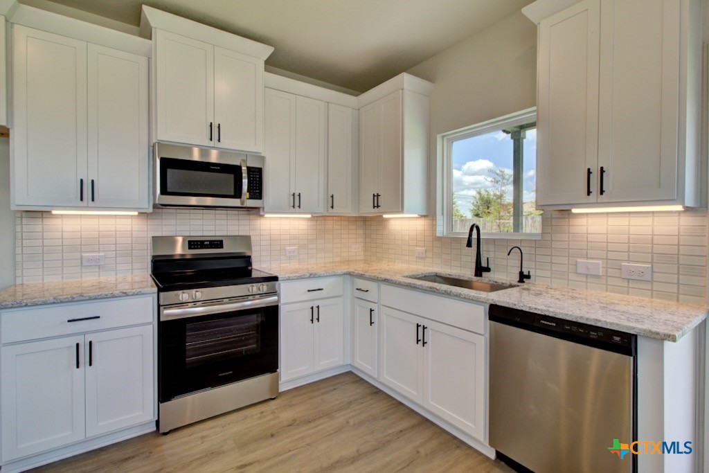 1247 Casetta Run Property Photo 7
