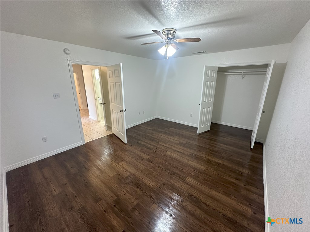 3204 Pecan Valley Drive Property Photo 6