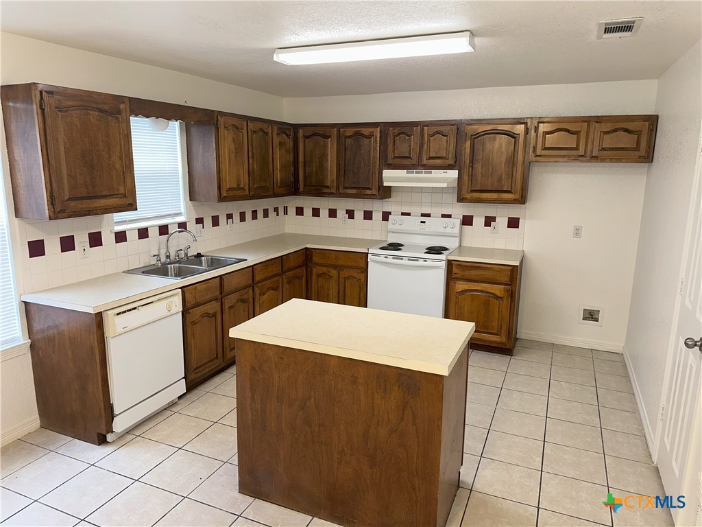 3204 Pecan Valley Drive Property Photo 10