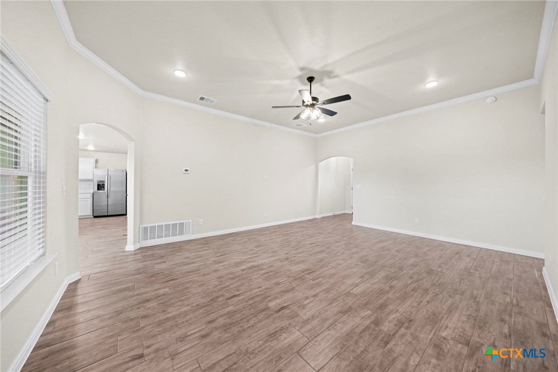 2528 Cowgirl Trail Property Photo 4