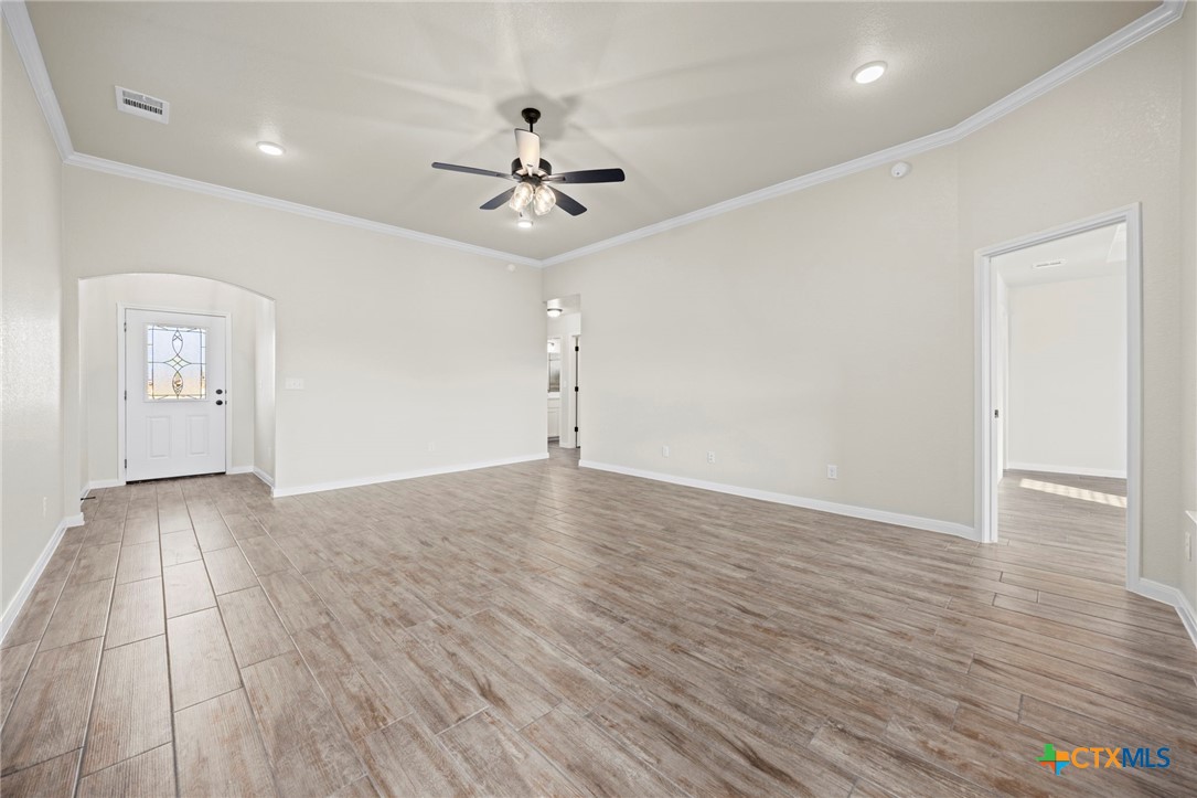2528 Cowgirl Trail Property Photo 5