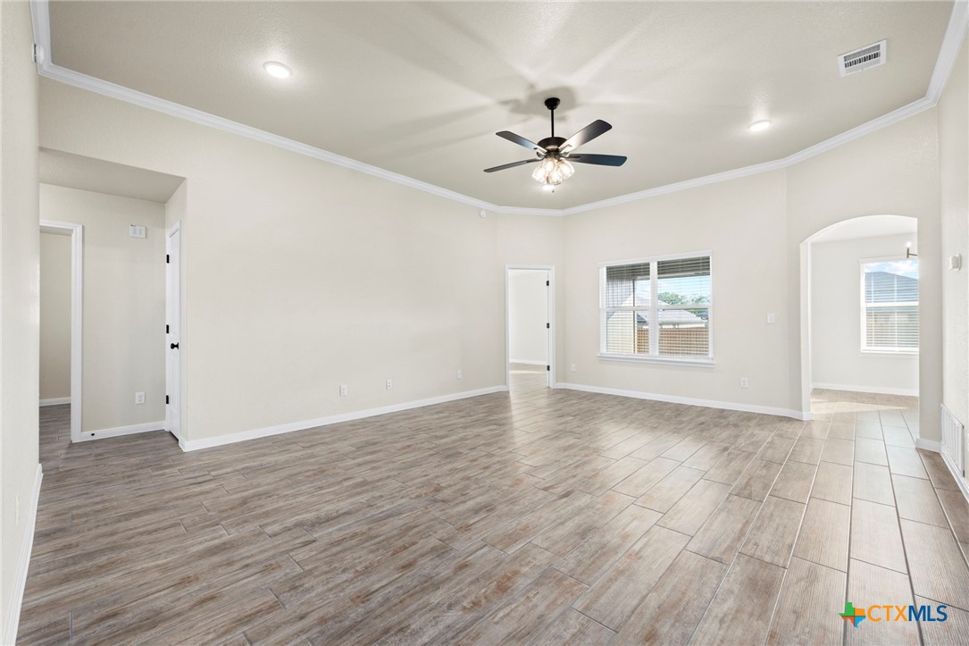 2528 Cowgirl Trail Property Photo 8