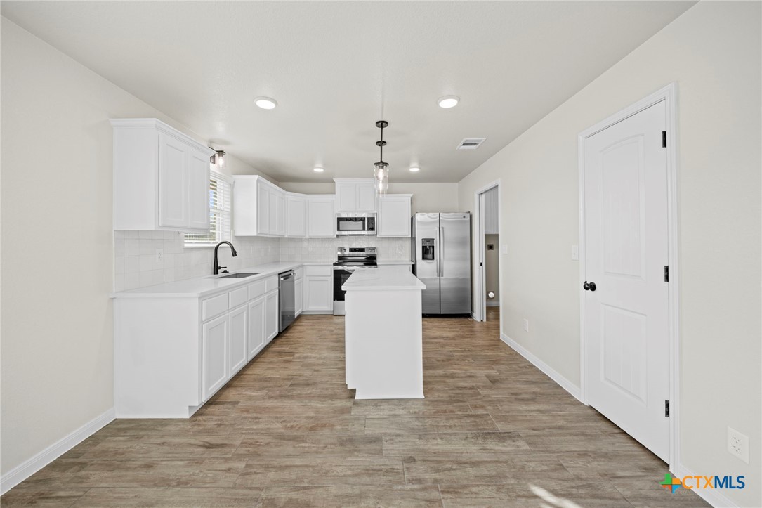 2528 Cowgirl Trail Property Photo 11